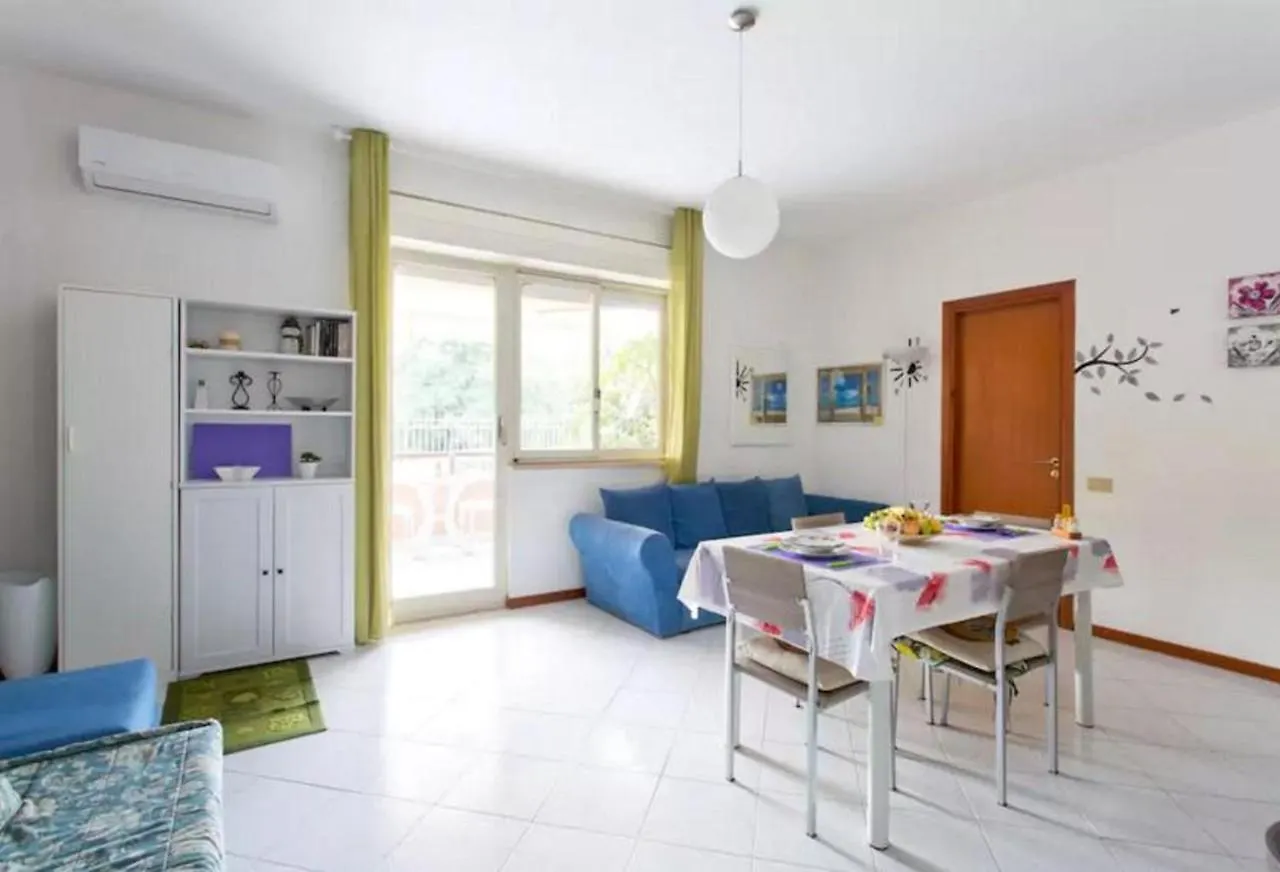 Nest Apollo Appartement Mondello 0*,  Italië