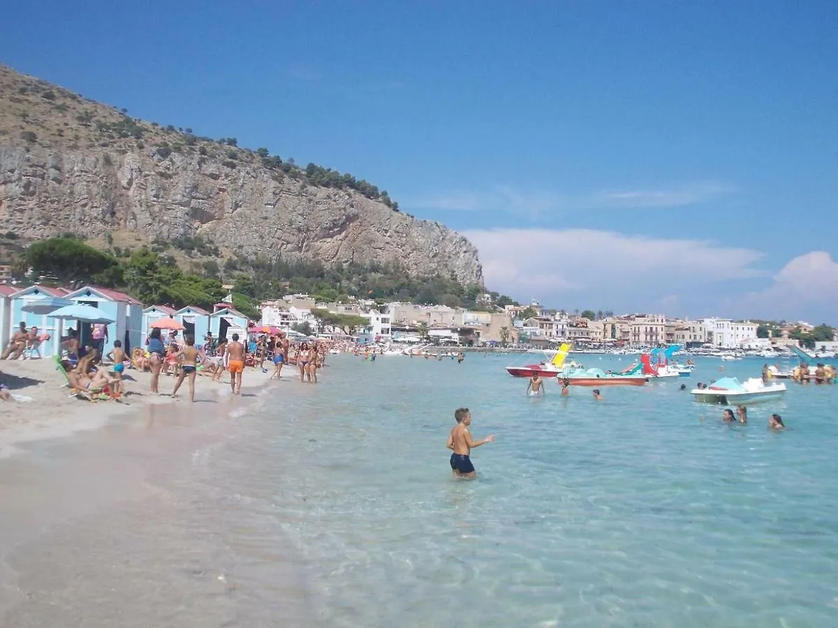 Nest Apollo Appartement Mondello 0*,